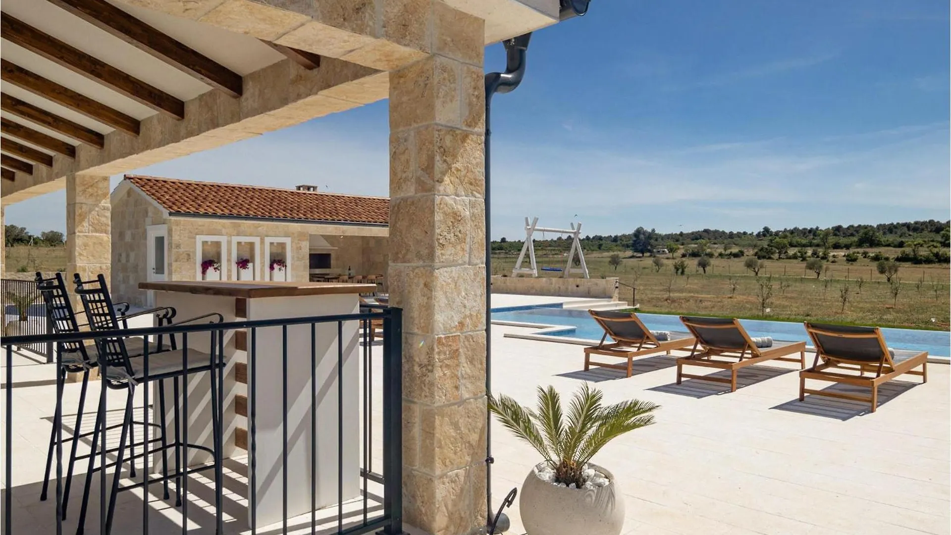 Charming Villa Viliska With Heated Pool Sveti Filip i Jakov