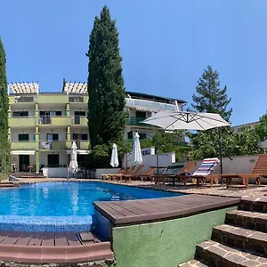 Smirna Apartament